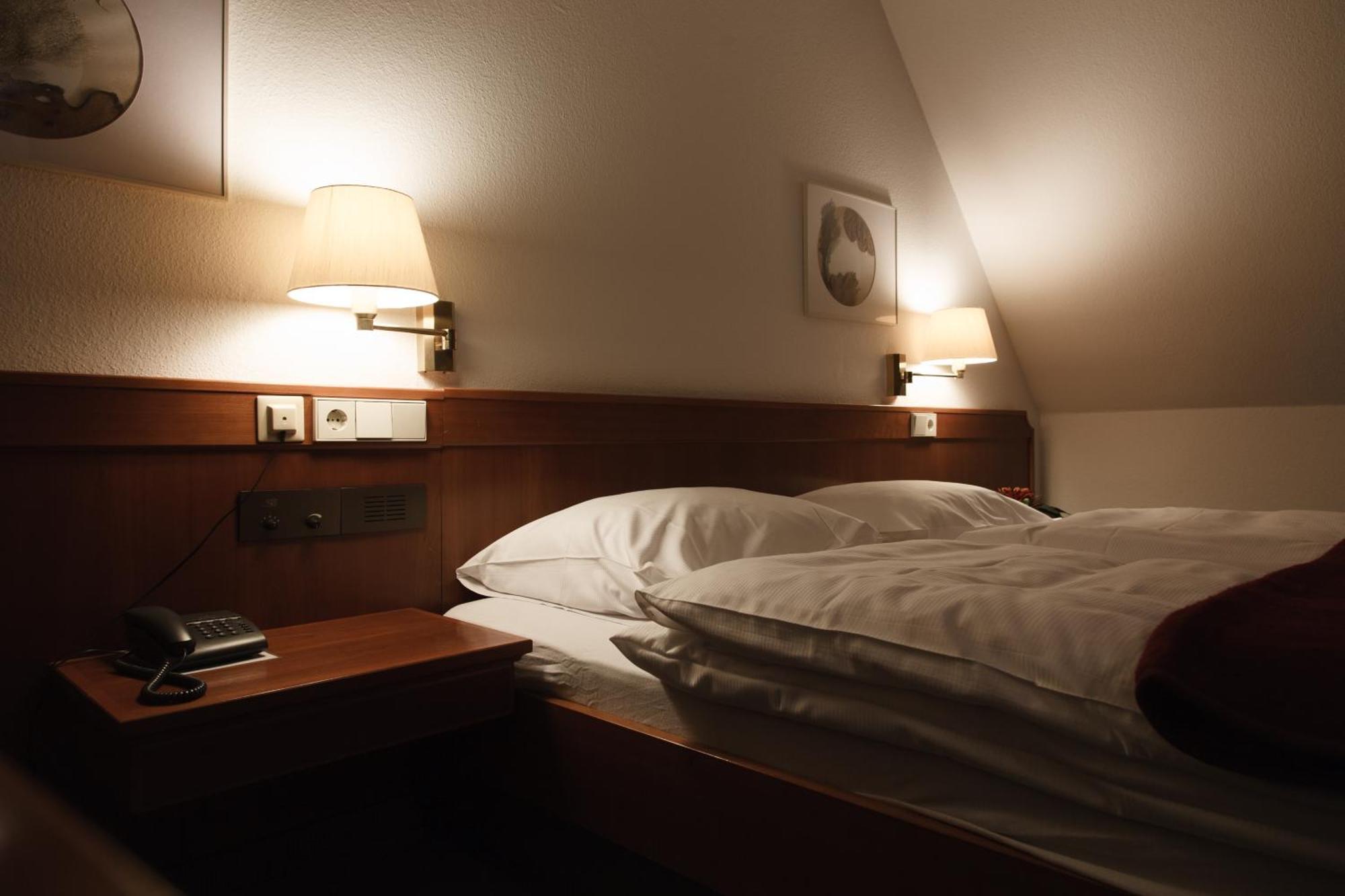 Hotel Zeller Zehnt Esslingen am Neckar Ngoại thất bức ảnh